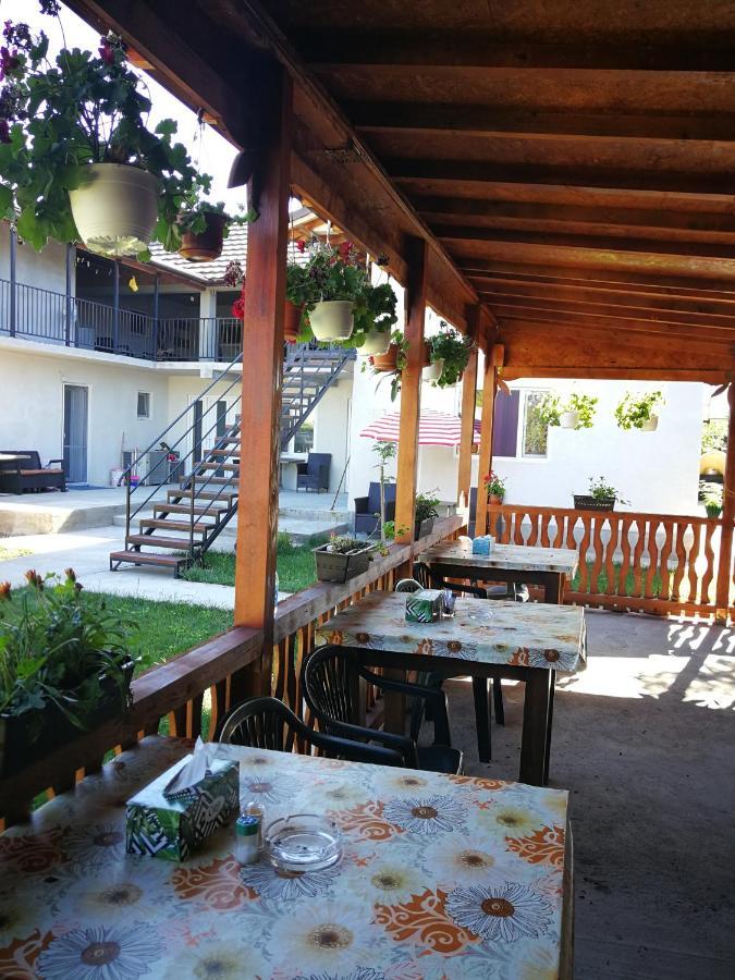 Vila Baciu Hotell Tuzla Exteriör bild