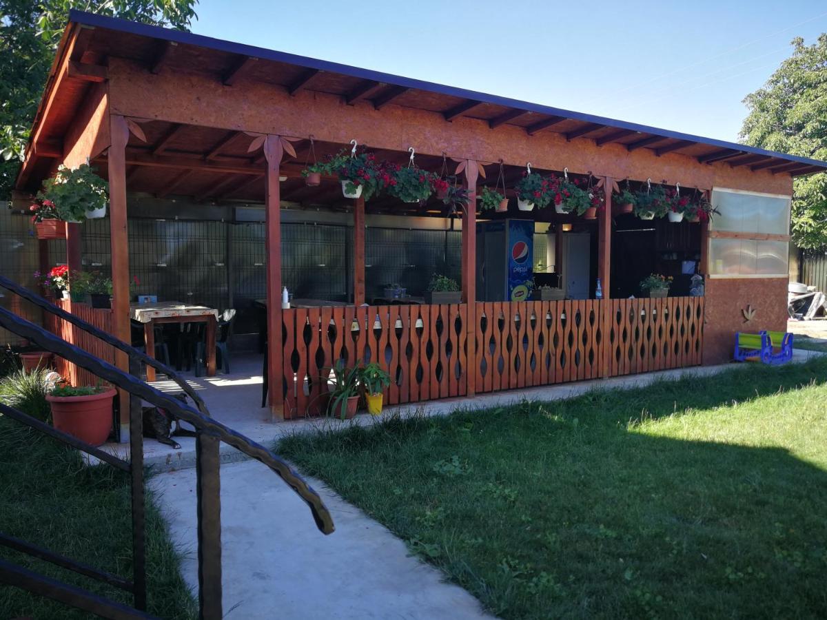 Vila Baciu Hotell Tuzla Exteriör bild