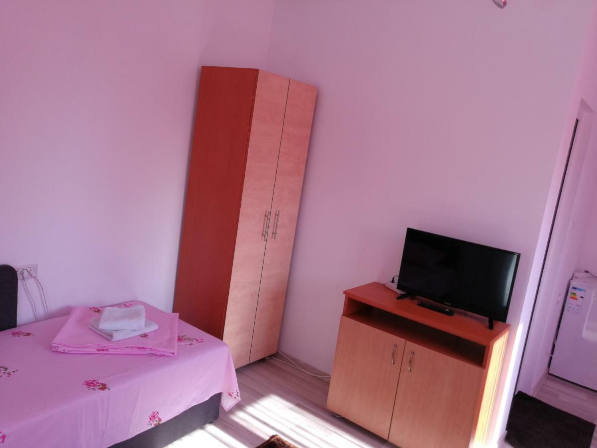 Vila Baciu Hotell Tuzla Exteriör bild